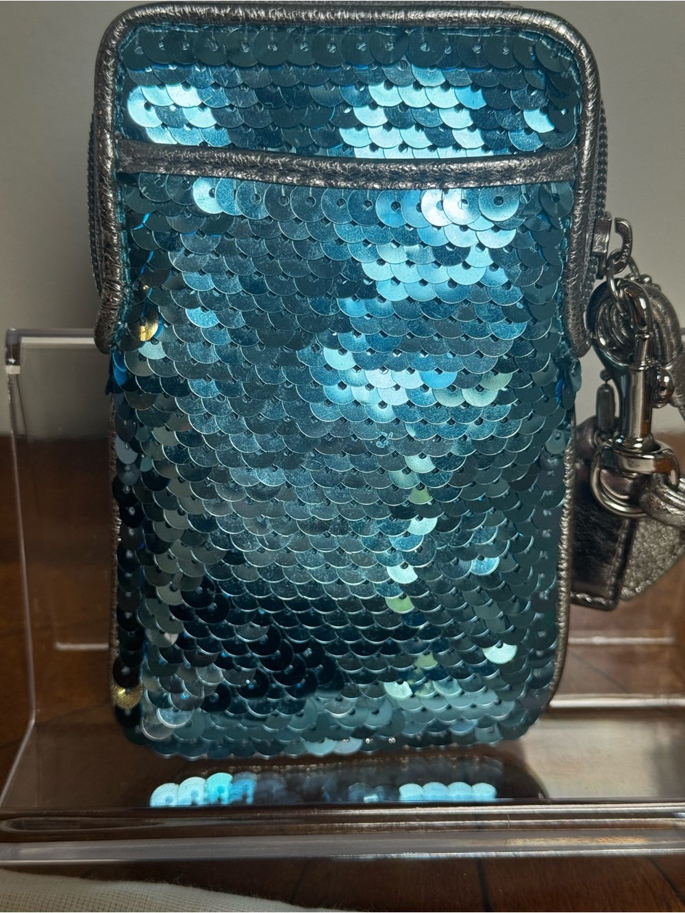Coach Poppy Teal Sequin Phone Wristlet with COA - Picture 7 of 14